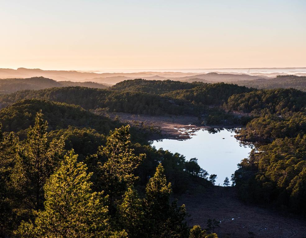 Dolmsundet Hotell Hitra Melandsjoen Экстерьер фото